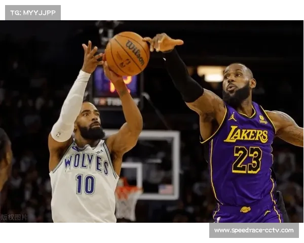 科隆大胜汉堡，裁判判罚引发广泛争议